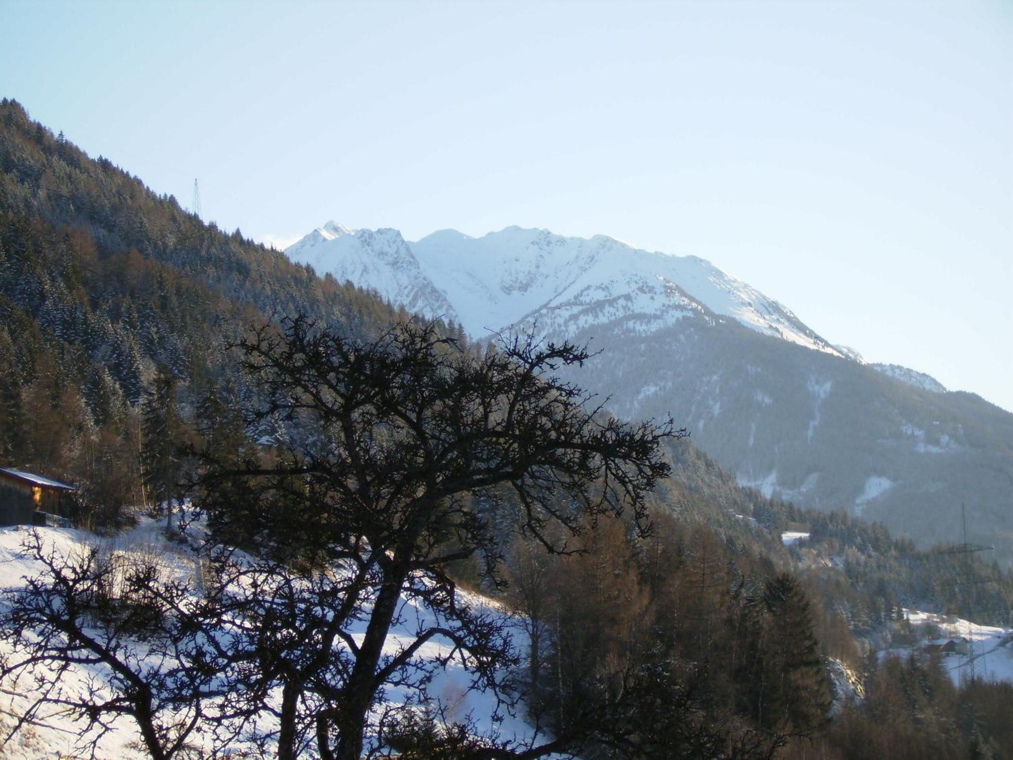 Ferienwohnungen Monja Und Dietmar Thoeni Arzl im Pitztal Exterior foto